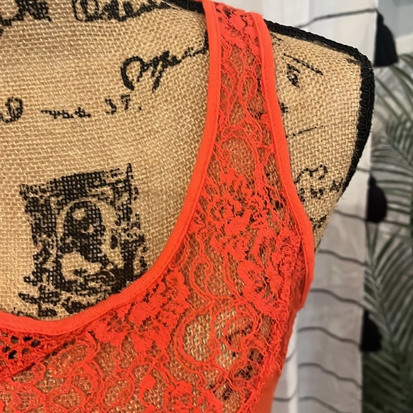 2/$20 BKE red from Buckle- orange razor back lace sleeveless top - Picture 7 of 11